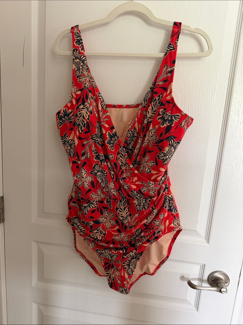 Garnet Hill Red Floral V-Neck Top with Navy & Cream Accents